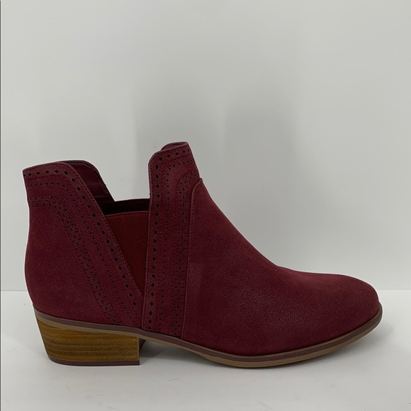 Mia Jayden ankle boots bootie burgundy wine shoe pierce cut-out heel new 11 - Picture 1 of 5